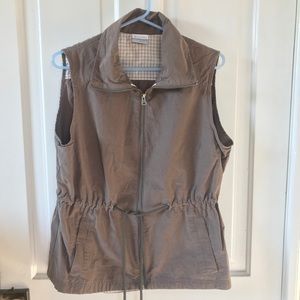 Columbia vest